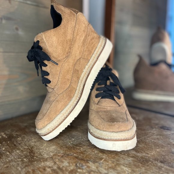 SUEDE STACKED ATHLEISURE BOOT - Picture 1 of 5